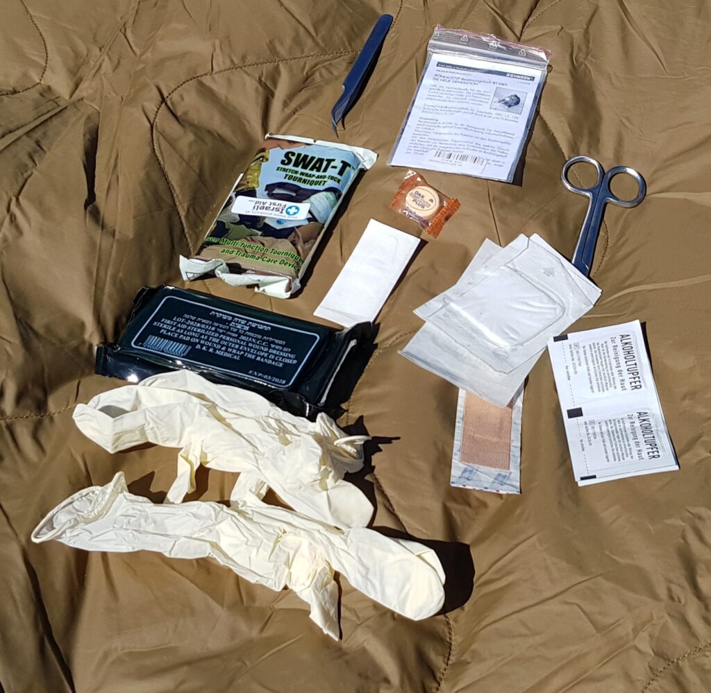 The contents of my every day first aid kit laid out