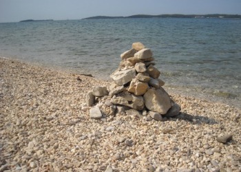 Seaside survival techniques