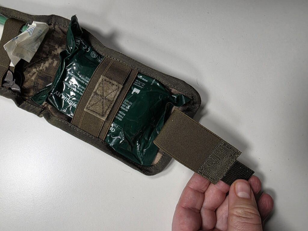 Flexible elastics with optional "T-strap"