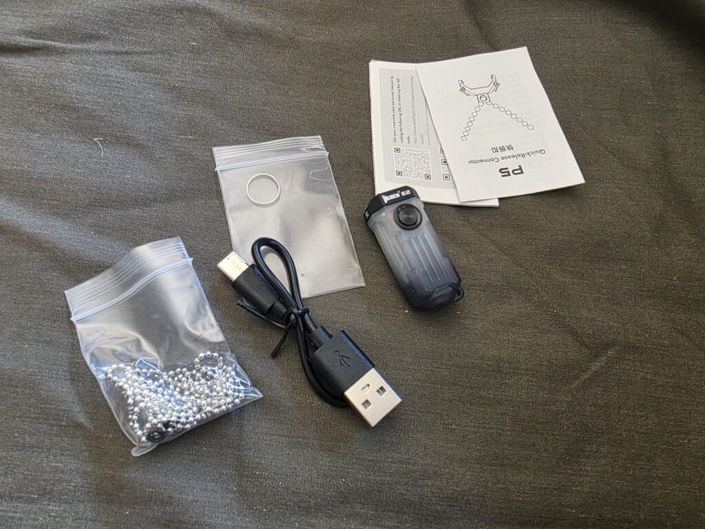 Package contents of the Wuben E2 Pulse